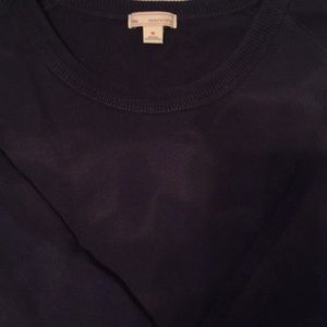 Gap medium sweat shirt. In excellent condition